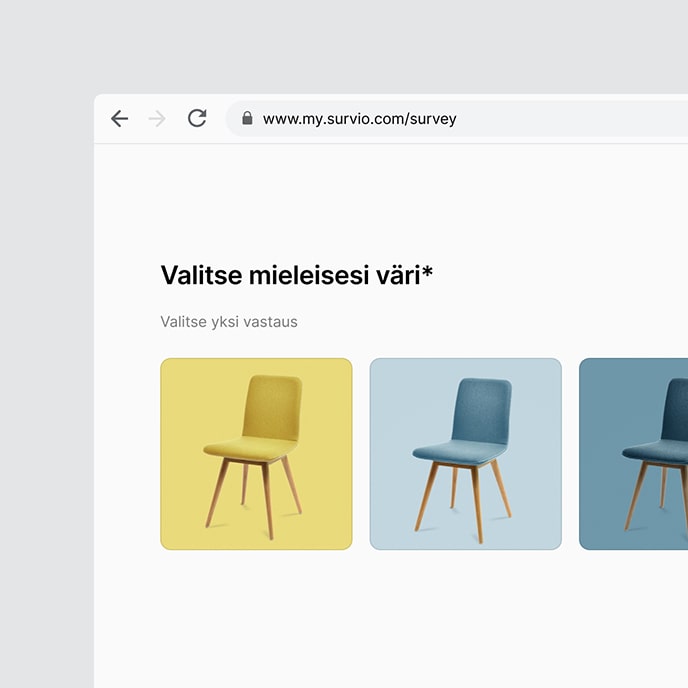 Esimerkkikysymys, jossa on kolme kuvaa eri tuolimalleista.